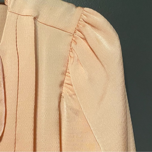 Peach satin portofino blouse from Express - Picture 6 of 8
